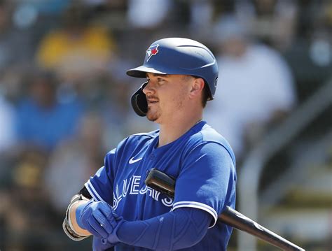 Braves Organist Plays Beat It for Blue Jays Player。